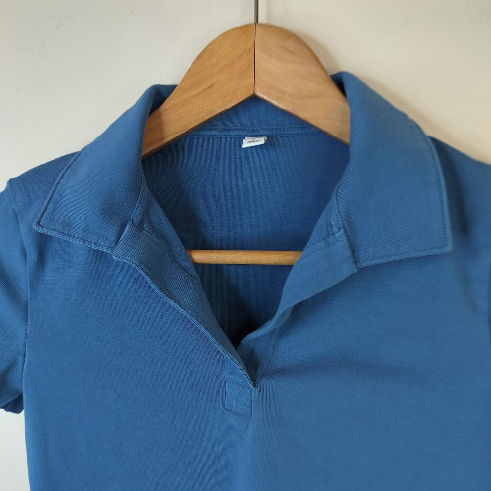 Uniqlo Polo Shirt Womens Small Cropped V-Neck Short Sleeve Preppy Blue - Picture 2 of 7